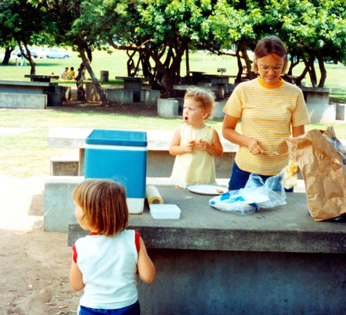 1972 ND Elouise with Sherry and Scott picnic