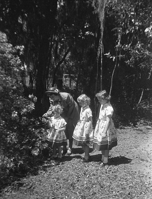 Eileen &amp; Daughters flipped img003